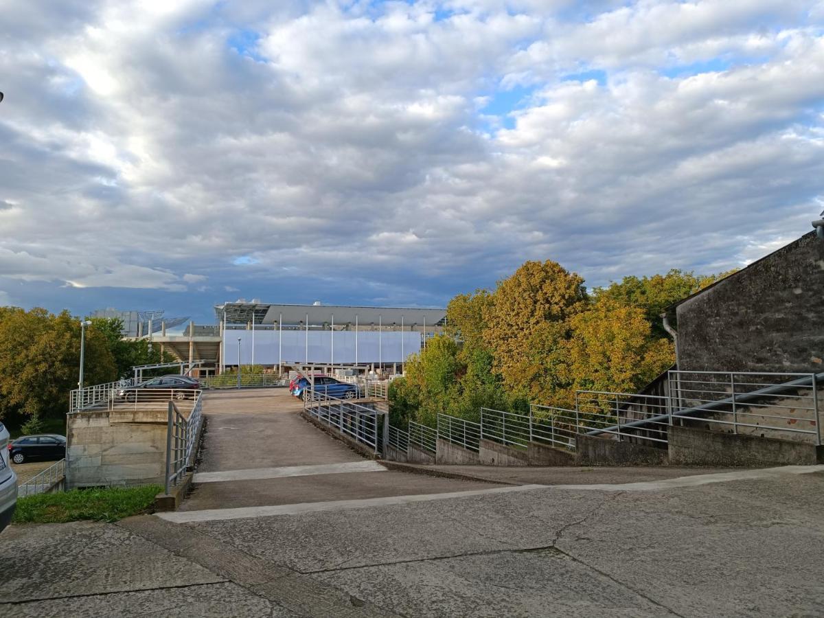 Arena Διαμέρισμα Όσιγιεκ Εξωτερικό φωτογραφία